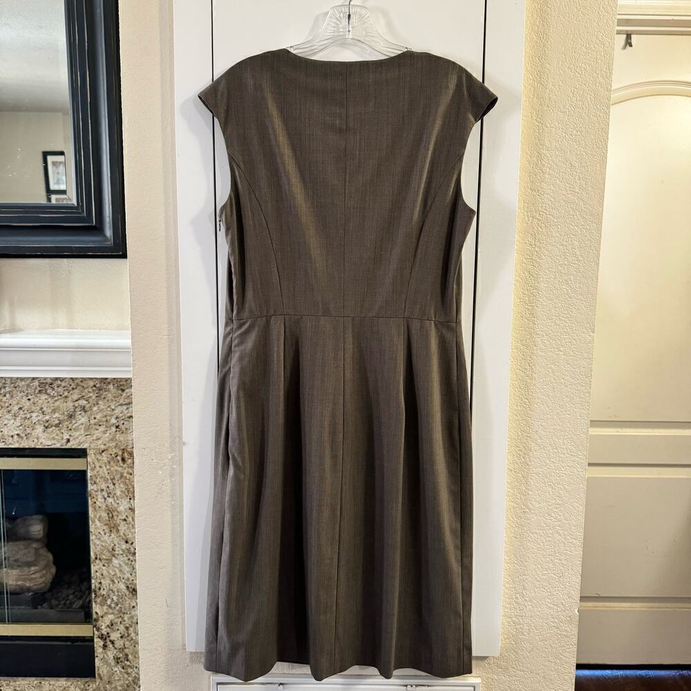 Piazza Sempione Sheath Knee Length  Dress Brown Lined Classic Size 10 Italy Made - Picture 6 of 10